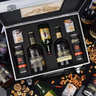Darčekový kôš Božkov Republica Exclusive AL Kufor Contraband