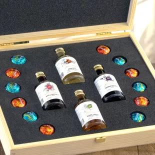 Darčekový set pralinky Lindt a slivovice Anton Kaapl