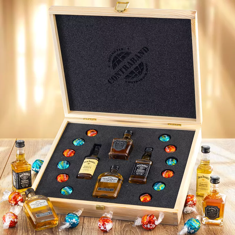 Darčeková sada s pralinkami Lindt Excellence a whiskey Jack Daniel's