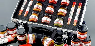 Darčekové ALU Kufre s korením