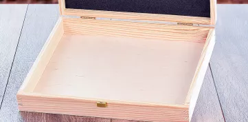 Prázdne darčekové krabice