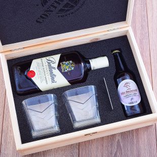 Darčekový kôš Ballantine's Set Contraband darček pre milovníka whisky